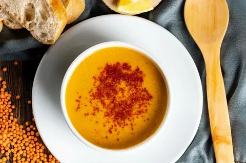 Mercimek Çorbası Yanına Ne Gider? En Lezzetli Yanlar blog-image