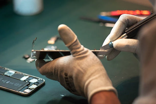 Telefon Kulaklık Girişi Tamiri: Neden Önemli ve Nasıl Yapılır? blog-image