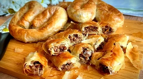 Kolay ve Pratik Hazır Yufkadan Kol Böreği Tarifleri blog-image