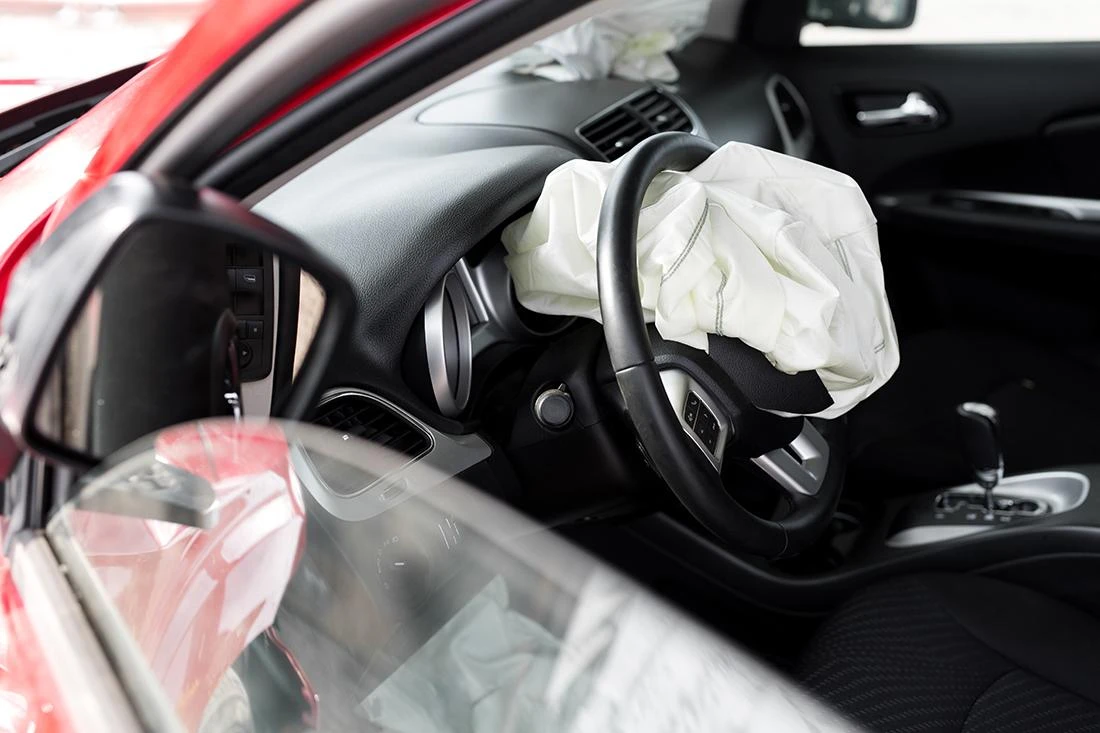 Patlayan Airbag Nasıl Tamir Edilir?