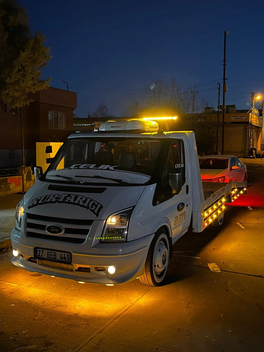 Çelik Oto Kurtarıcı