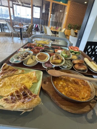 Ala Kahvaltı Yemek Tatlı