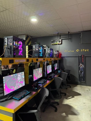 Almina İnternet Cafe Almina İnternet Cafe