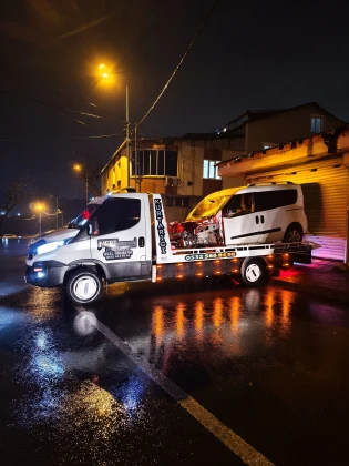Arnavutköy Oto Çekici Ve Kurtarıcı Yol Yardım Mert Kardeşler