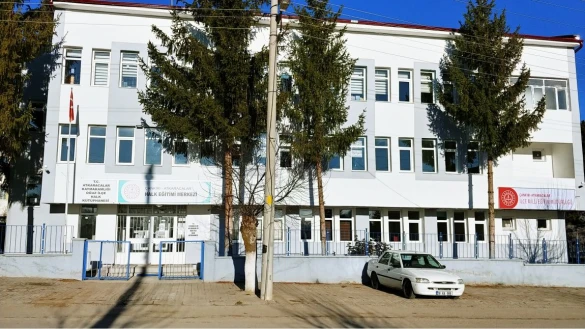 Atkaracalar Nevzat Ayaz Halk Eğitimi Merkezi Ve Aso Atkaracalar Nevzat Ayaz Halk Eğitimi Merkezi Ve Aso
