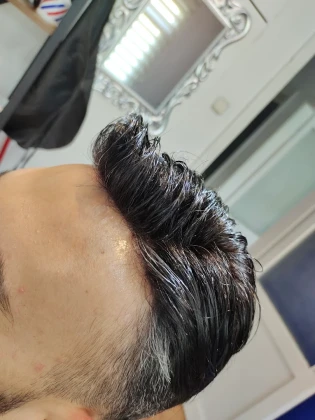 Aurahair Protez Saç Merkezi Aurahair Protez Saç Merkezi