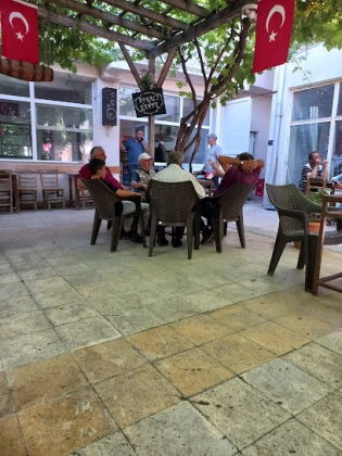 Aynalı Kahvehane Aynalı Kahvehane