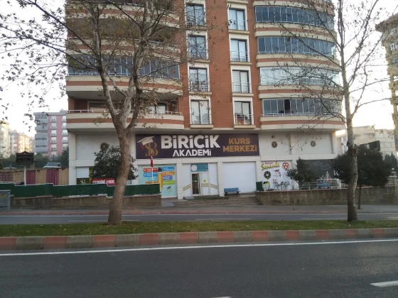 Biricik Akademi Biricik Akademi