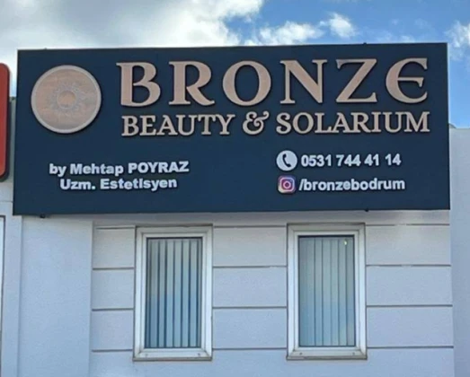 Bronze Beauty And Solarium