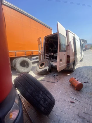 Bursa Avşar Oto Lastik Tamiri 7/24 Yol Yardım Servisi,Nöbetçi Lastik Bursa Avşar Oto Lastik Tamiri 7/24 Yol Yardım Servisi,Nöbetçi Lastik