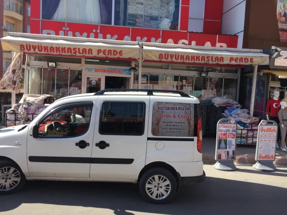 Büyükakkaşlar Perde Çeyiz Giyim Büyükakkaşlar Perde Çeyiz Giyim