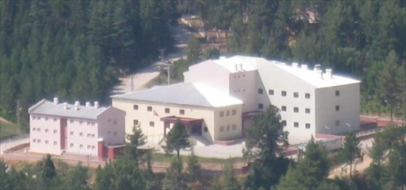 Çamlıyayla İlçe Devlet Hastanesi Çamlıyayla İlçe Devlet Hastanesi