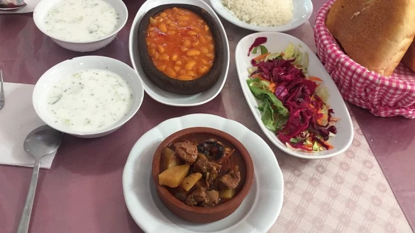 Derya Lokantası Sefer Usta'nın Yeri Derya Lokantası Sefer Usta'nın Yeri