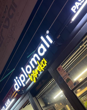 Diplomalı Börekçi Diplomalı Börekçi