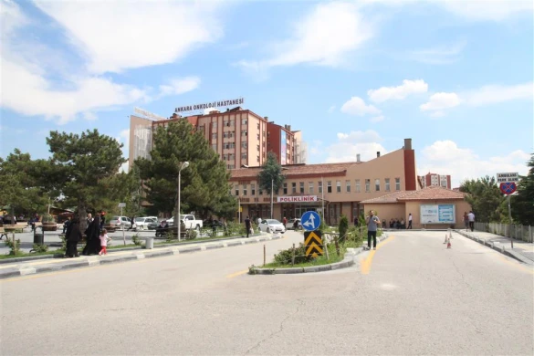 Dr. Abdurrahman Yurtaslan Ankara Onkoloji Eğitim Ve Araştırma Hastanesi Dr. Abdurrahman Yurtaslan Ankara Onkoloji Eğitim Ve Araştırma Hastanesi