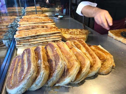 Eminönü Börekçisi Eminönü Börekçisi