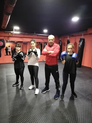 Fit Box Spor Kulübü Fit Box Spor Kulübü