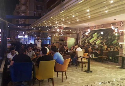 Flankes Cafe & Nargıle Flankes Cafe & Nargıle