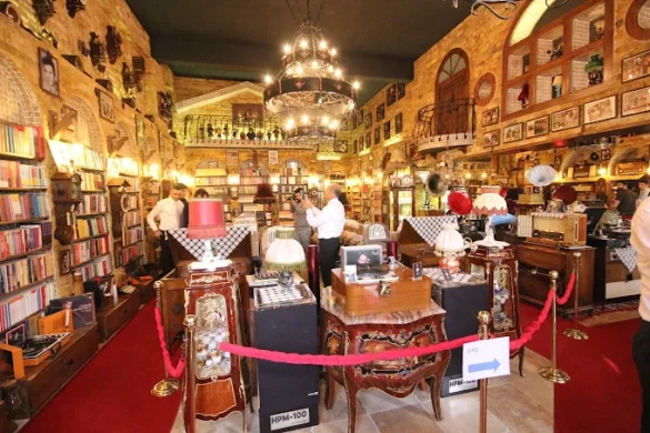 Gramofhan Antika Satış Mağazası Ve Butik Cafe Gramofhan Antika Satış Mağazası Ve Butik Cafe