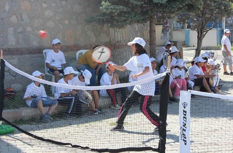 Hakkari Tenis Kortu Hakkari Tenis Kortu