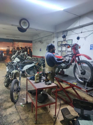İncedal Motor ( Hertürlü Motorsikletin, Atv Nin Gerçek Servisi) İncedal Motor ( Hertürlü Motorsikletin, Atv Nin Gerçek Servisi)