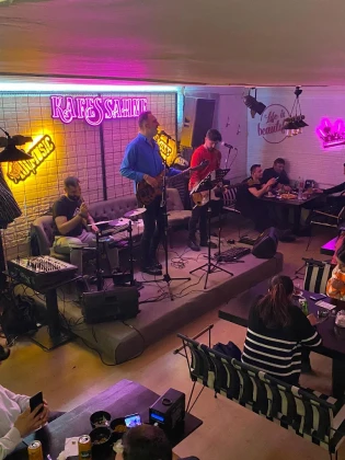 Kafe's Live Kafe's Live