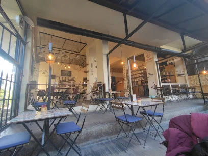 Kahverengi Kültür - Sanat Cafe Kahverengi Kültür - Sanat Cafe