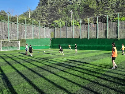 Kaplıkaya Halı Saha Spor Tesisi Kaplıkaya Halı Saha Spor Tesisi
