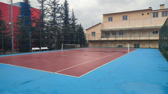 Karabük Tenis Kortu Karabük Tenis Kortu