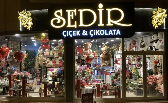 Karaman Sedir Çiçek & Çikolata Karaman Sedir Çiçek & Çikolata