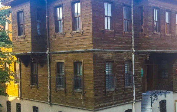 Konak Erkek Öğrenci Yurdu