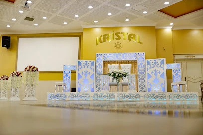 Kristal Toplantı Ve Düğün Salonları