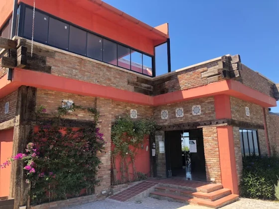 La Cigale Urla La Cigale Urla