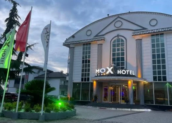 Mox Hotel Wellness & Spa