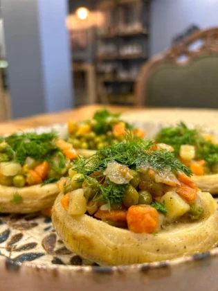 Müjgan Meze Müjgan Meze