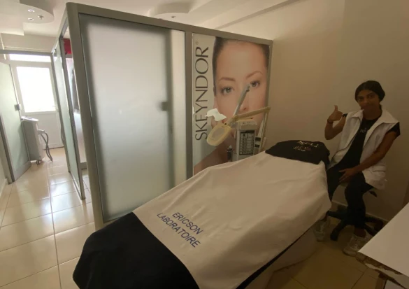 Nell Guzellik Salonu