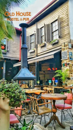 Old House Pub Old House Pub