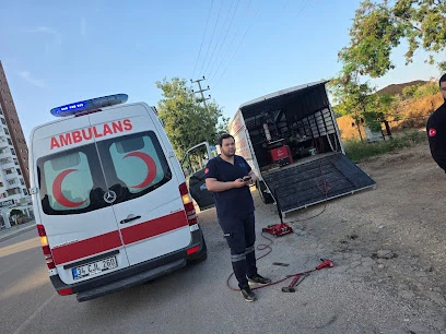 Oto Lastik 7/24 Yol Yardım Servisi Yeniler Oto Lastik Oto Lastik 7/24 Yol Yardım Servisi Yeniler Oto Lastik