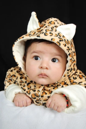Öz Şirin Bebe Öz Şirin Bebe
