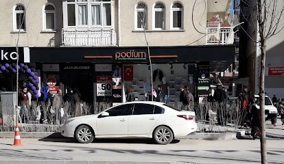 Podium Giyim Mağazası Podium Giyim Mağazası
