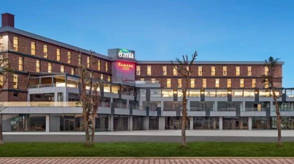 Ramada Plaza By Wyndham Batman