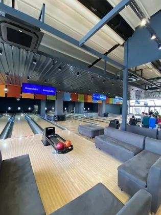 Royal Bowling & Bilardo Royal Bowling & Bilardo
