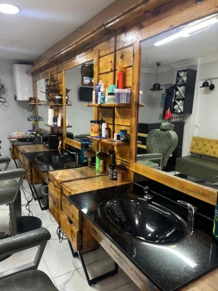 Salon Çaslakas Erkek Kuaförü