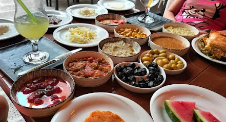 Tarihi Diyarbakır Konağı Cafe & Kahvaltı Tarihi Diyarbakır Konağı Cafe & Kahvaltı