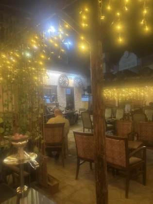 Tarihi Taş Konak Cafe Nargile Tarihi Taş Konak Cafe Nargile