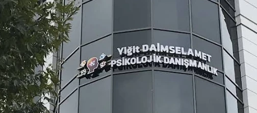 Uzman Klinik Psikolog Yiğit Daimselamet