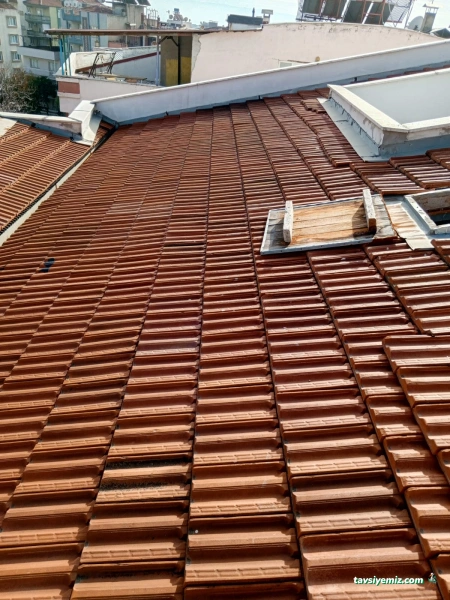 Şimşek İzole Çatı