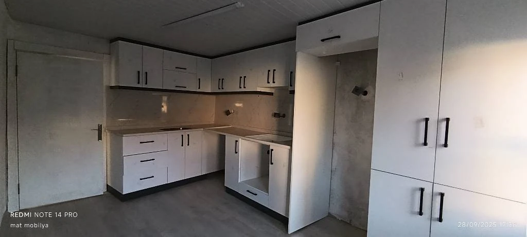 Mat Mobilya  Dekorasyon