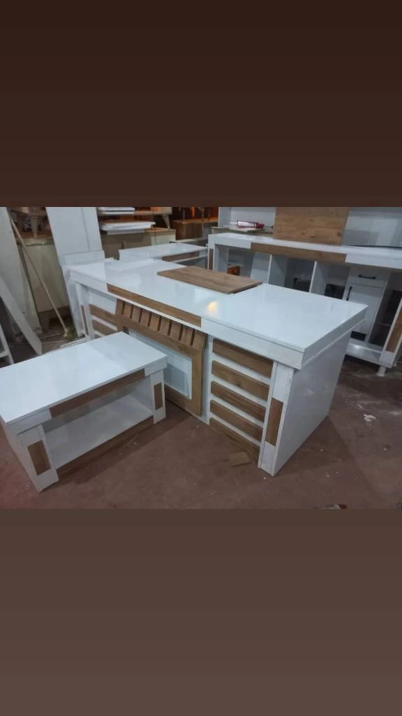 Mobilya İmalat Montaj Ofis Büro Mobilyalari Tadilat Tamirat