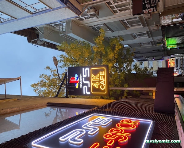 4K Playstation Cafe 4K Playstation Cafe